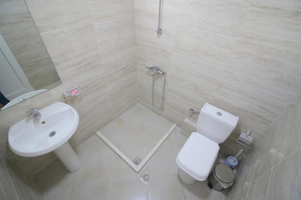 Andy Apartments Sarande Exterior photo