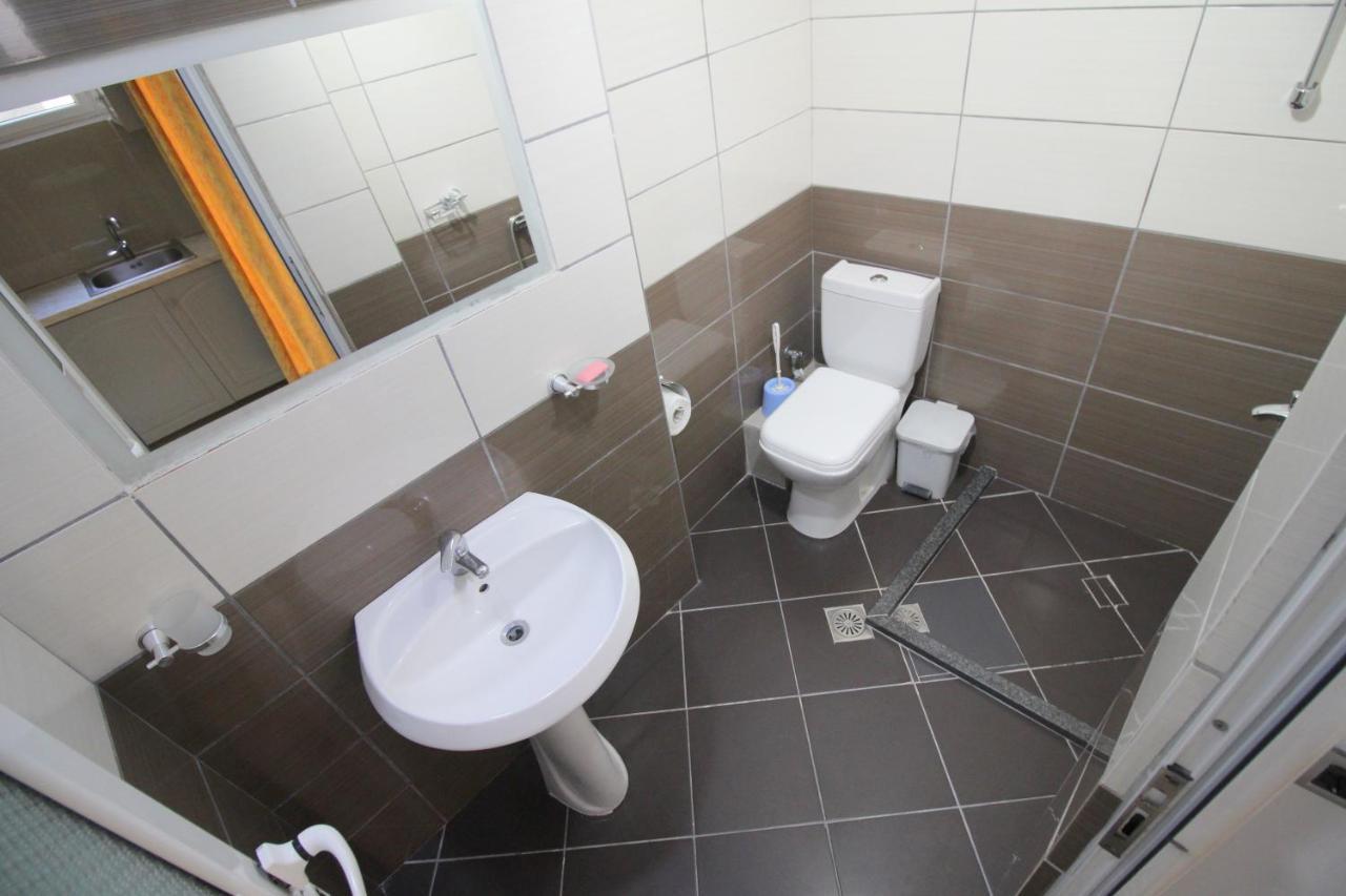 Andy Apartments Sarande Exterior photo