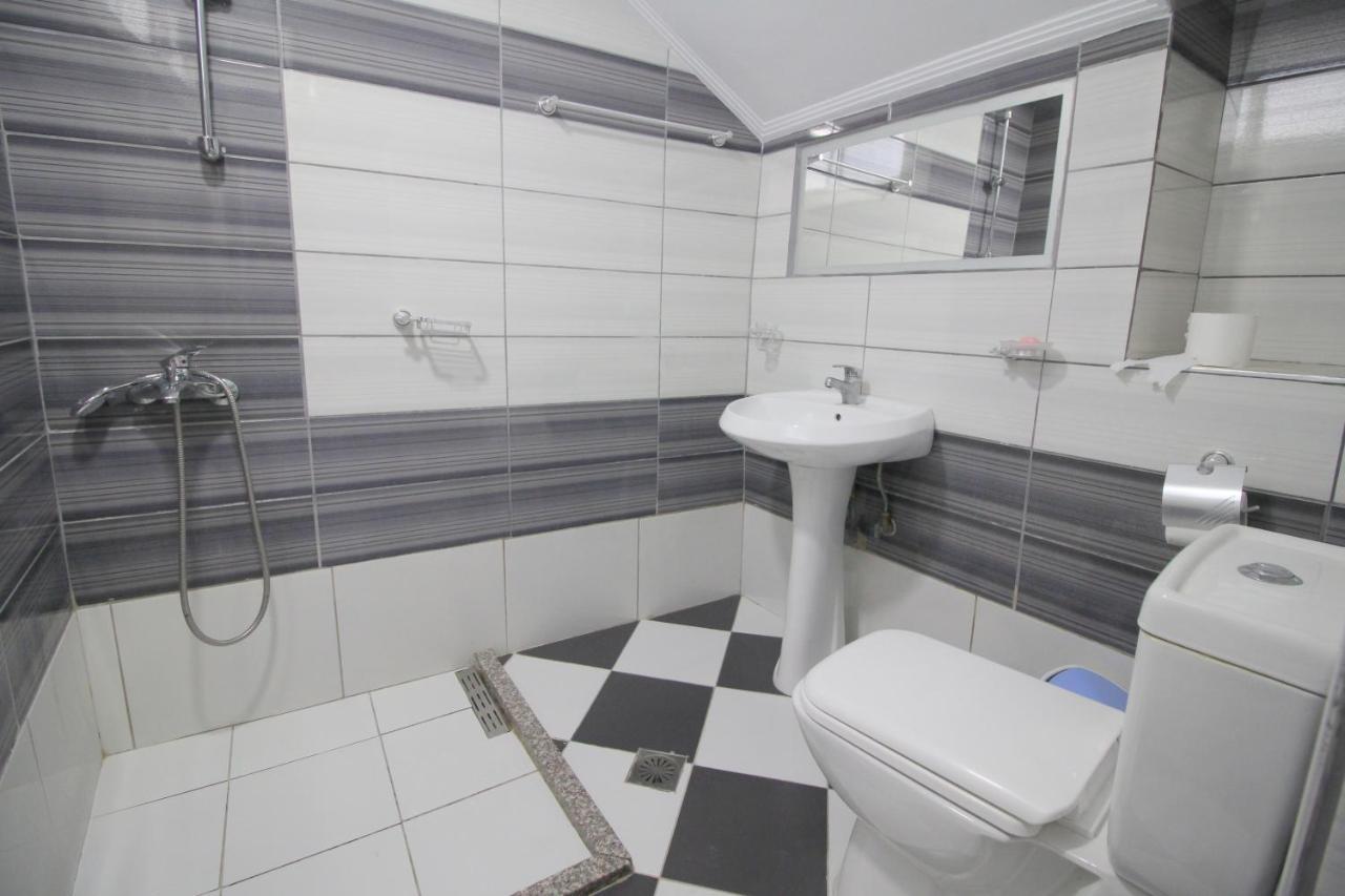 Andy Apartments Sarande Exterior photo