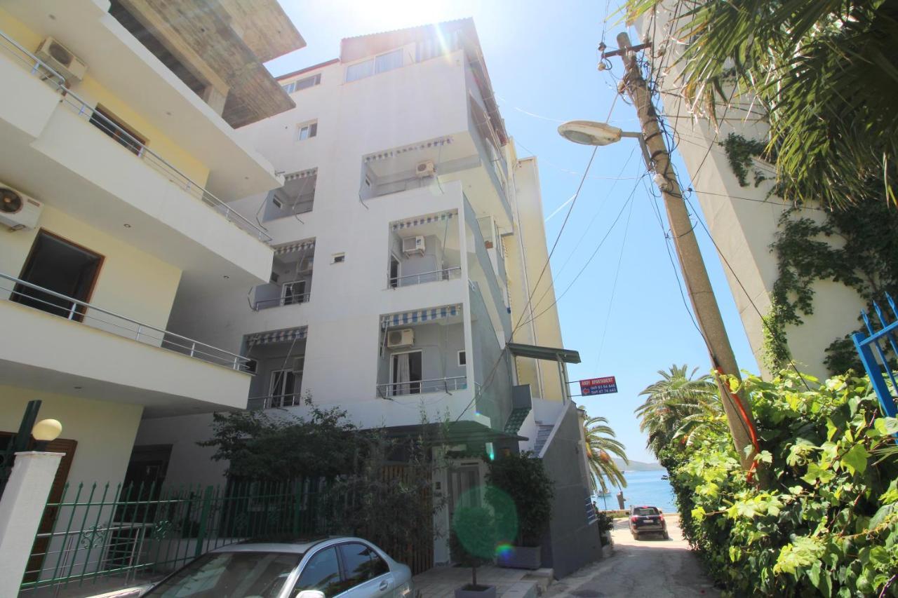 Andy Apartments Sarande Exterior photo